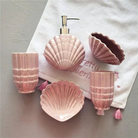 Calico Shell Bathroom Set